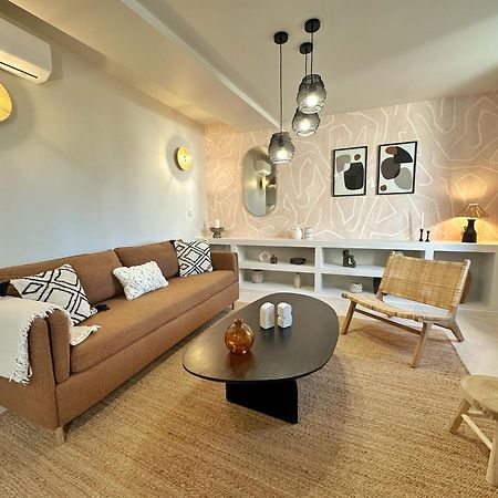 La Maison Cavet 5 Appartements De Standing Au Coeur Du Village Sanary-sur-Mer Exteriör bild