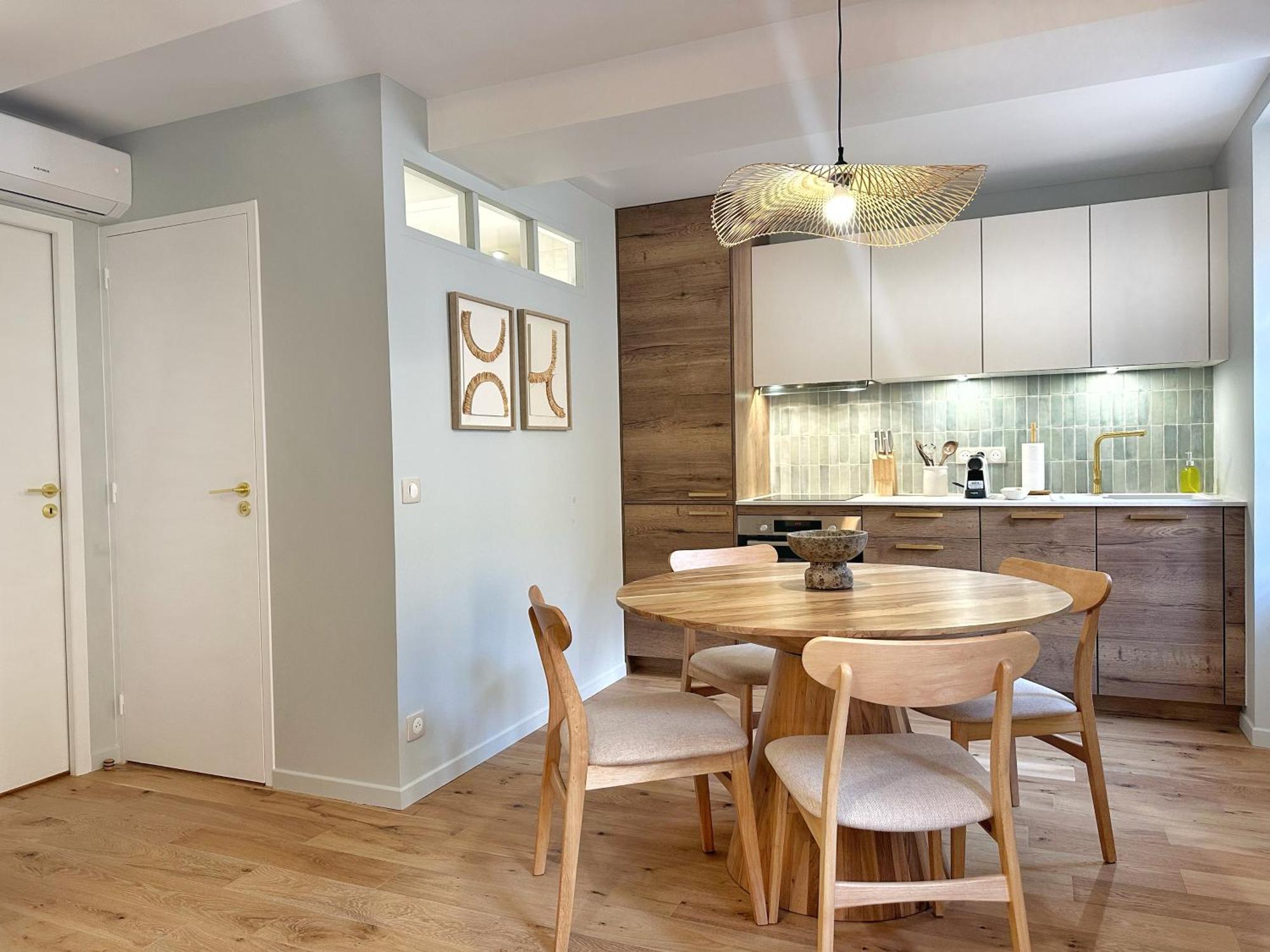 La Maison Cavet 5 Appartements De Standing Au Coeur Du Village Sanary-sur-Mer Exteriör bild