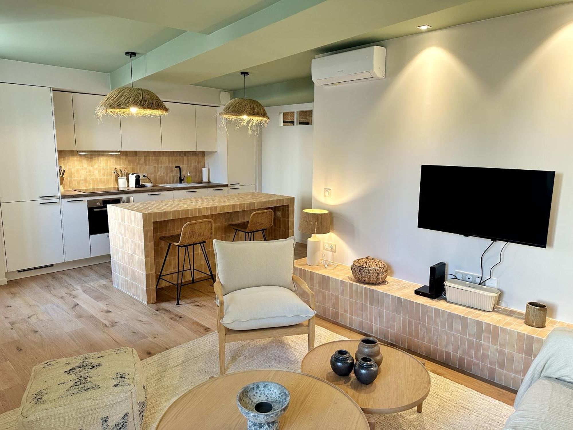 La Maison Cavet 5 Appartements De Standing Au Coeur Du Village Sanary-sur-Mer Exteriör bild
